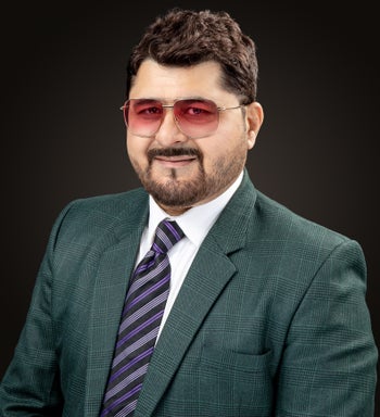 Portrait of Inderjeet Singh, Associate.